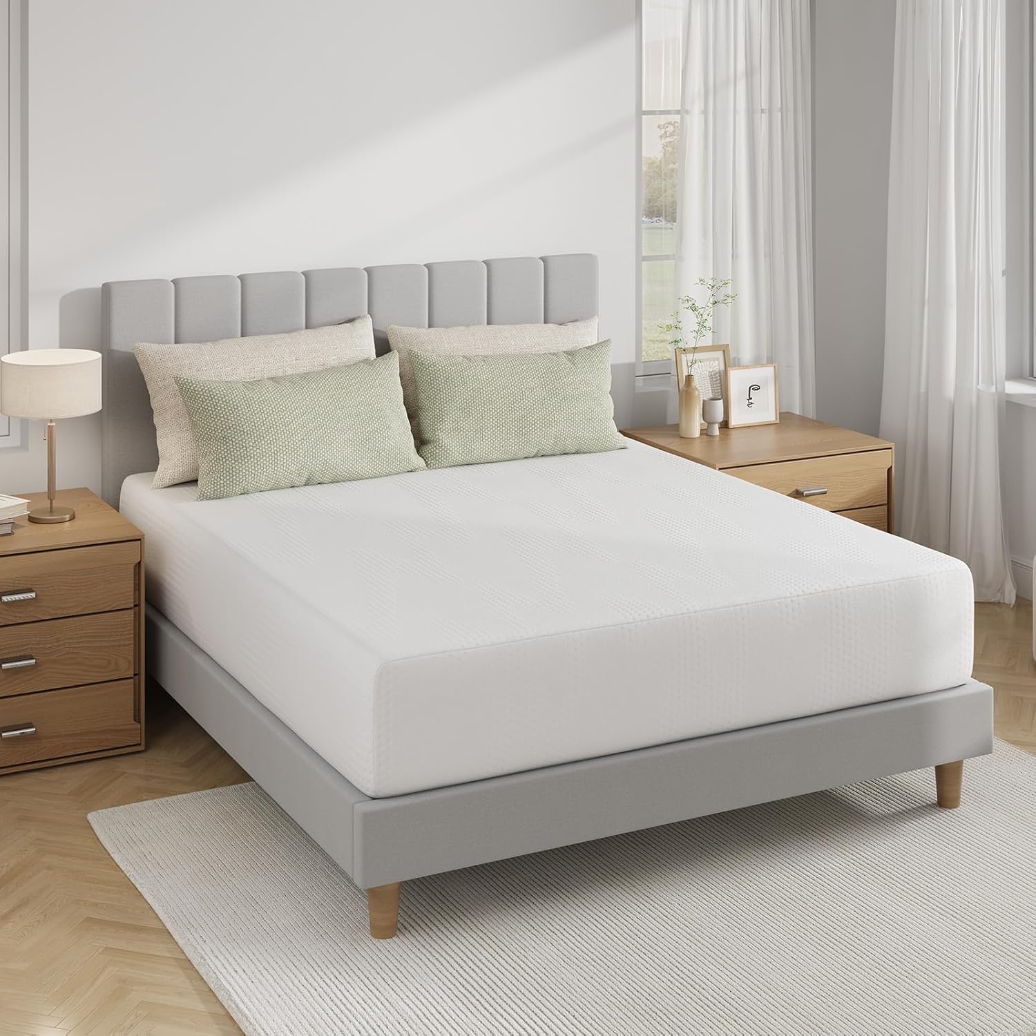 Novilla 12 Inch Queen Mattress in a Box, Gel Memory Foam Queen Size Bed Mattress for Cooling Night Sleep, Comfort Sleep & Pressure Relief, CertiPUR-US Certified,White